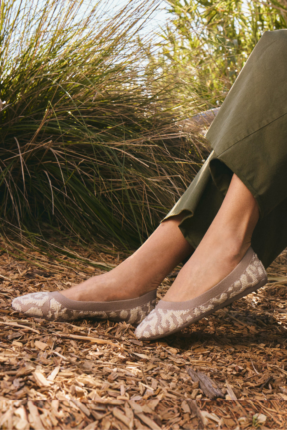 Allbirds Tree Breezers (Navy Night) | Sustainable Flats for Women